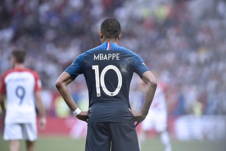 Updated transfer valuations: Mbappé takes the lead